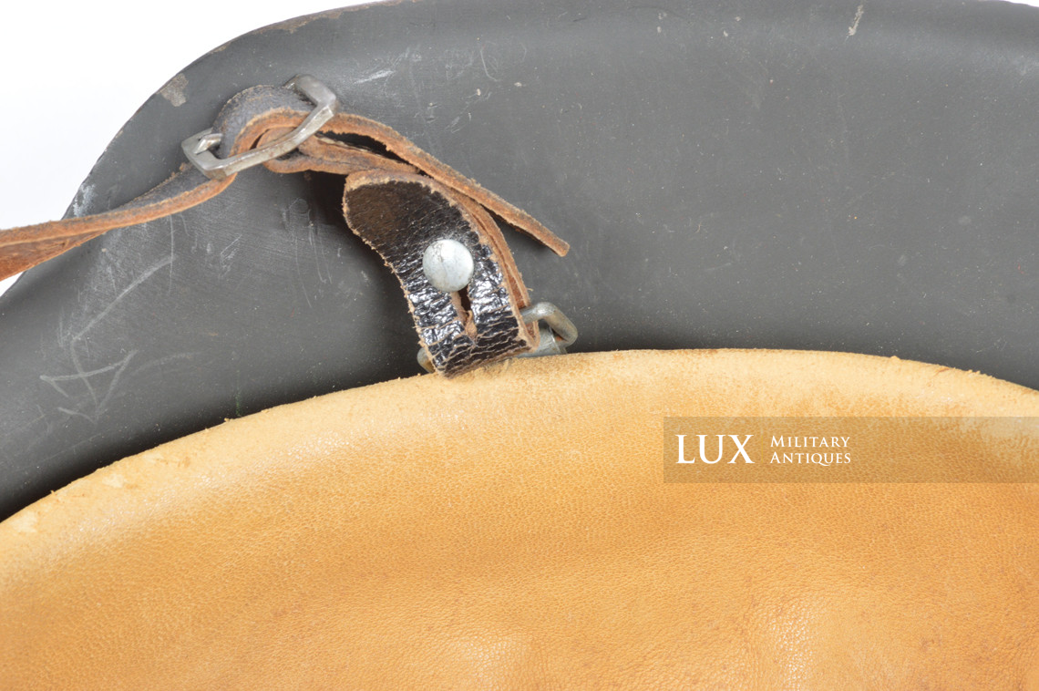 Unissued depot M42 German combat helmet, « ET66 » - photo 34