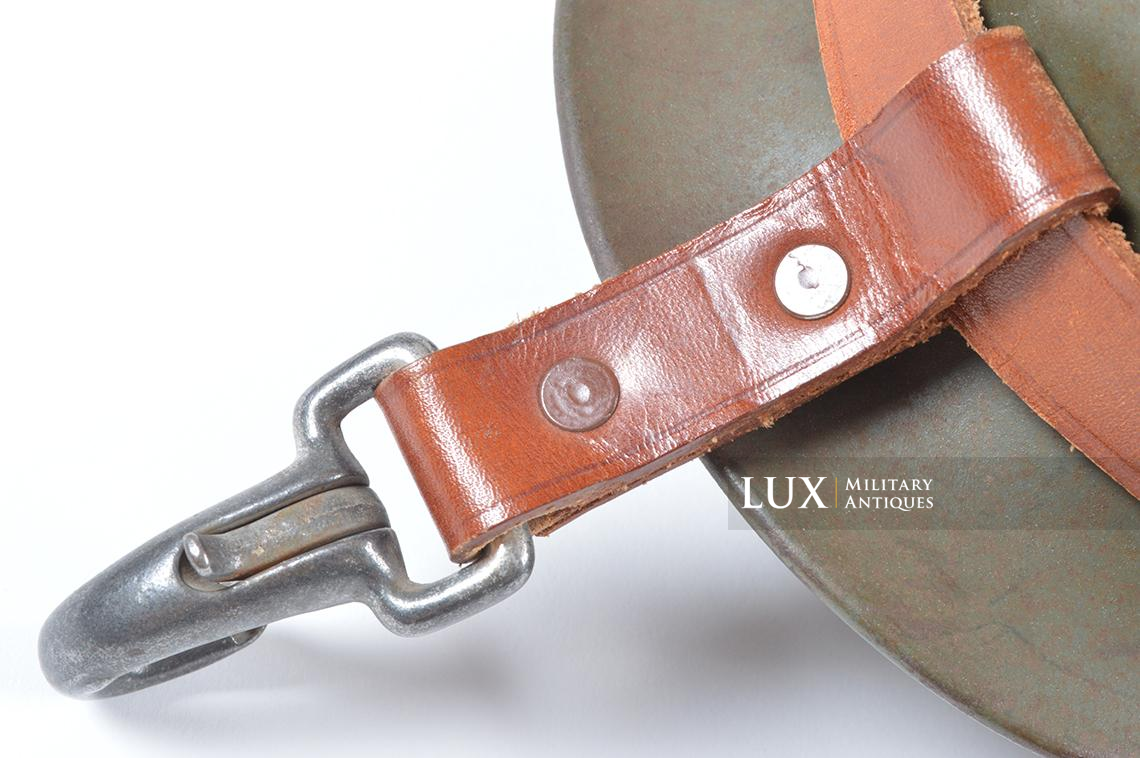 Unissued German helmet carrier strap, « unit marked » - photo 15