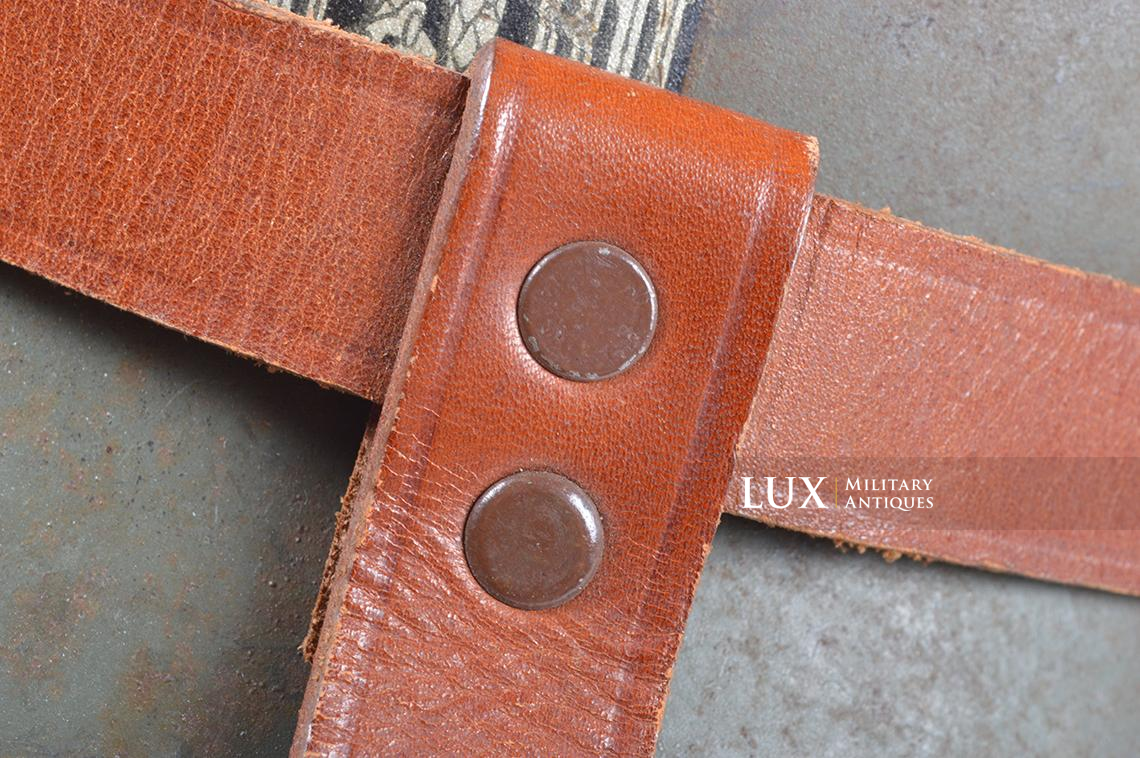 Unissued German helmet carrier strap, « unit marked » - photo 16