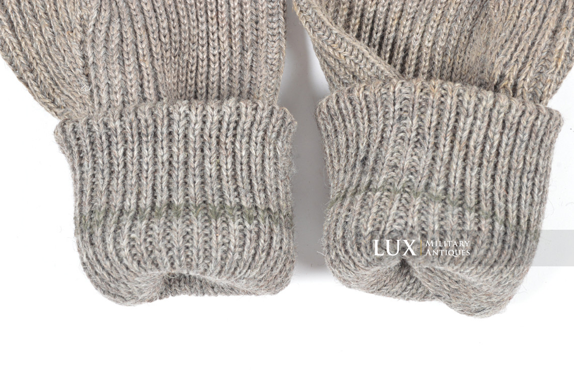 Rare German issued winter combat gloves, size 1 - photo 12