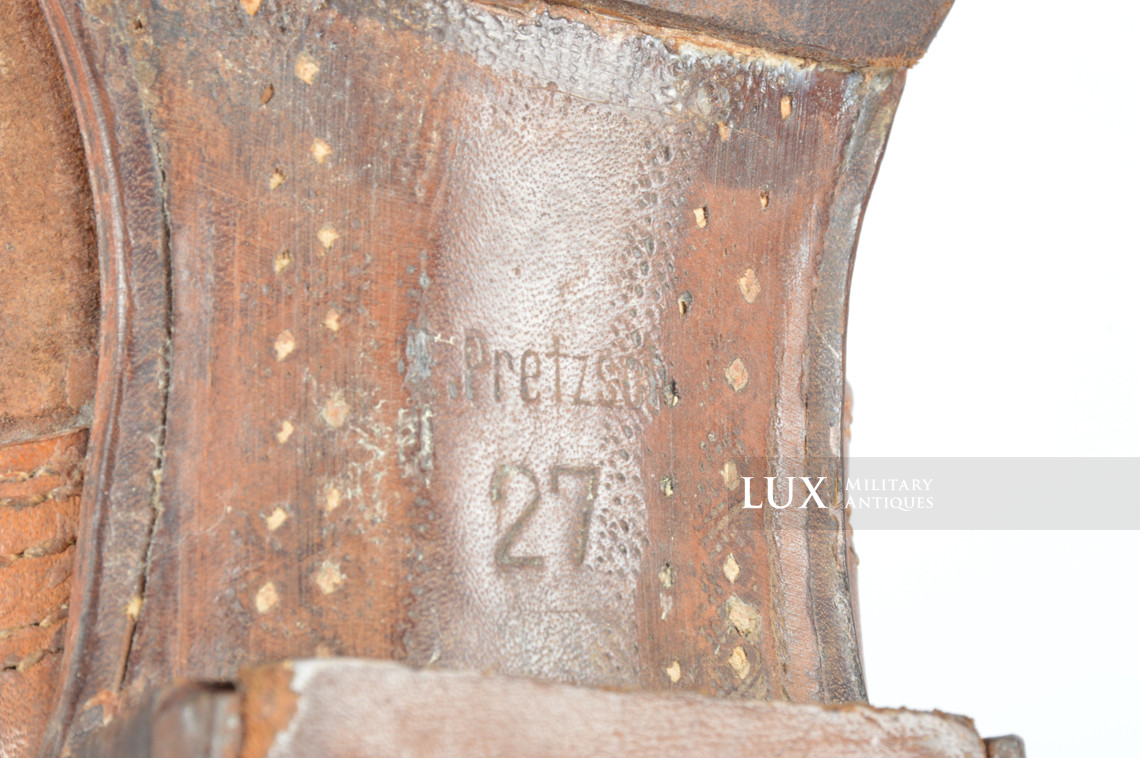 Unissued late-war German low ankle combat boots - photo 35