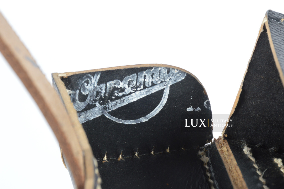 MG34/42 gunner's belt pouch in black pressed cardboard, « epf 1944 » - photo 18