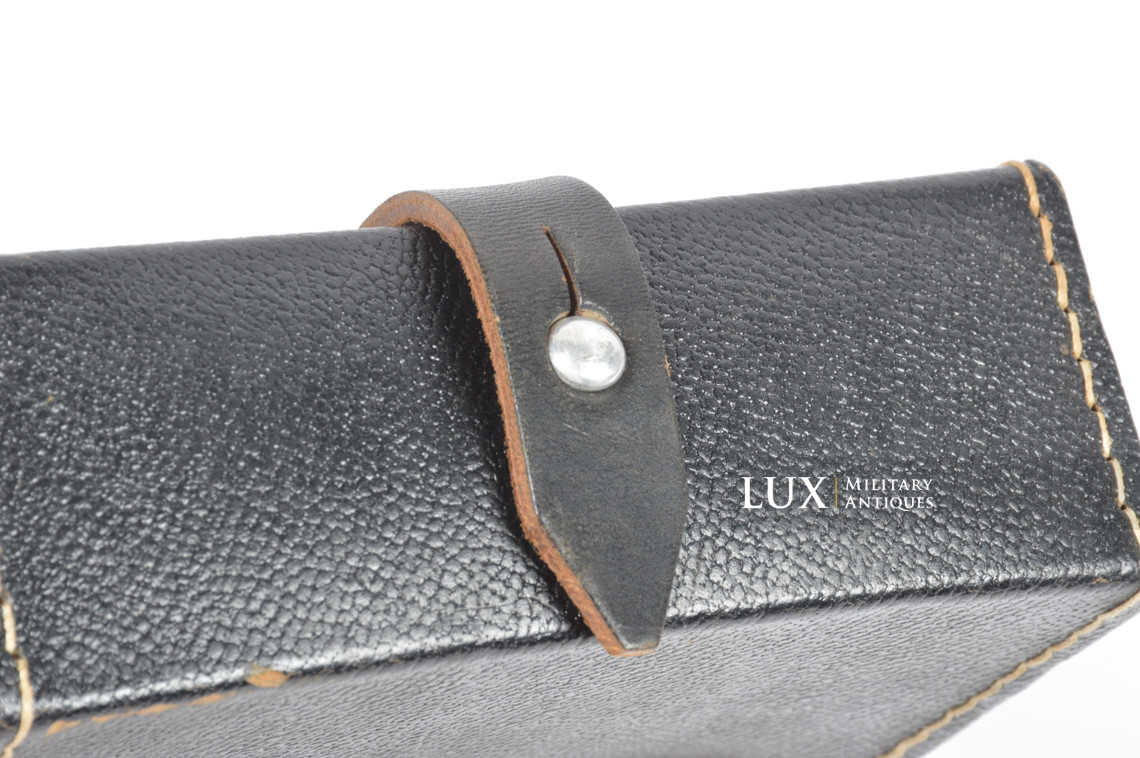 MG34/42 gunner's belt pouch in black pressed cardboard, « epf 1944 » - photo 12