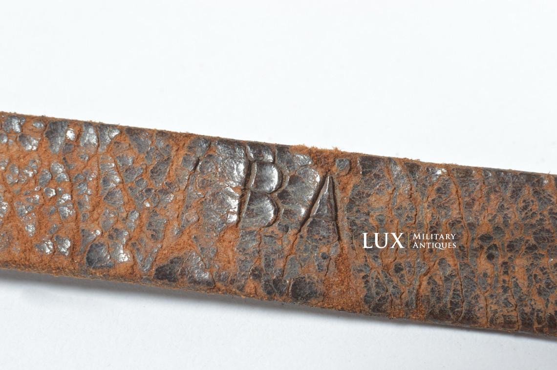 Jugulaire précoce de casque allemand Luftwaffe, « I/Lg.Nacht.Regt.4 - L.B.A. » - photo 17