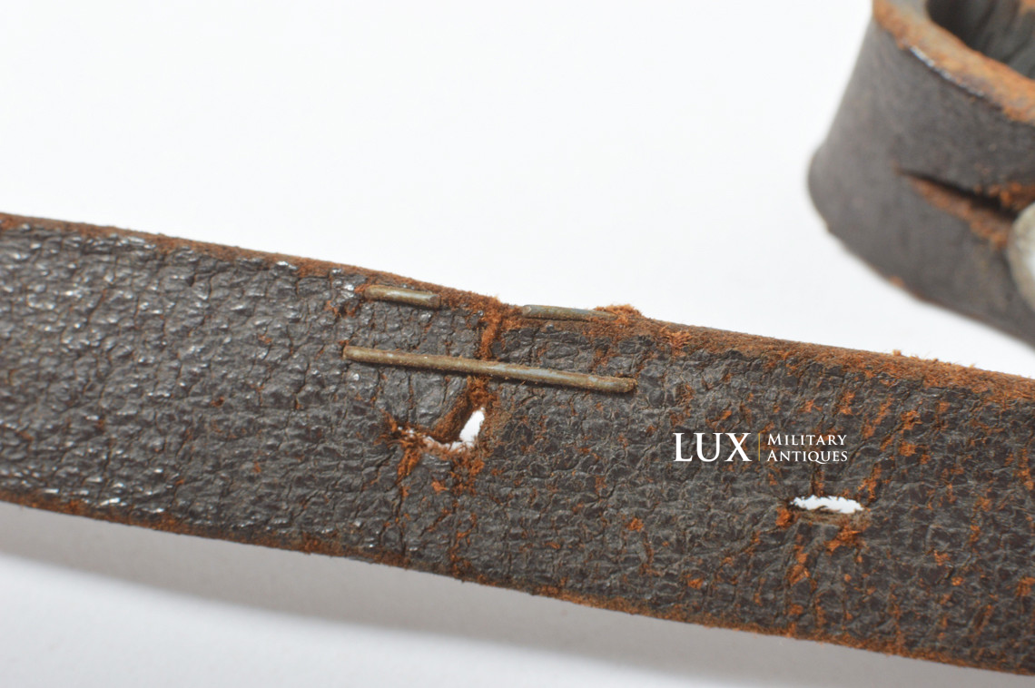 Jugulaire précoce de casque allemand Luftwaffe, « I/Lg.Nacht.Regt.4 - L.B.A. » - photo 10