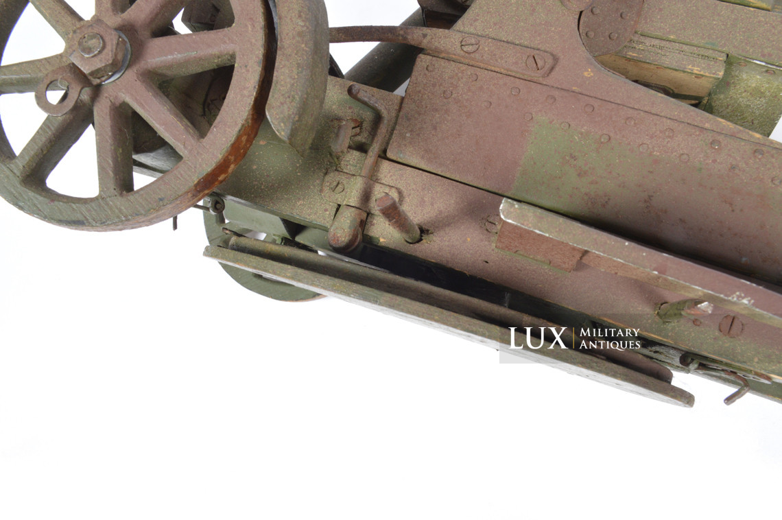 Rare and Impressive German Model of the 8.8 cm « Flak 88 » Anti-Aircraft Gun - photo 24