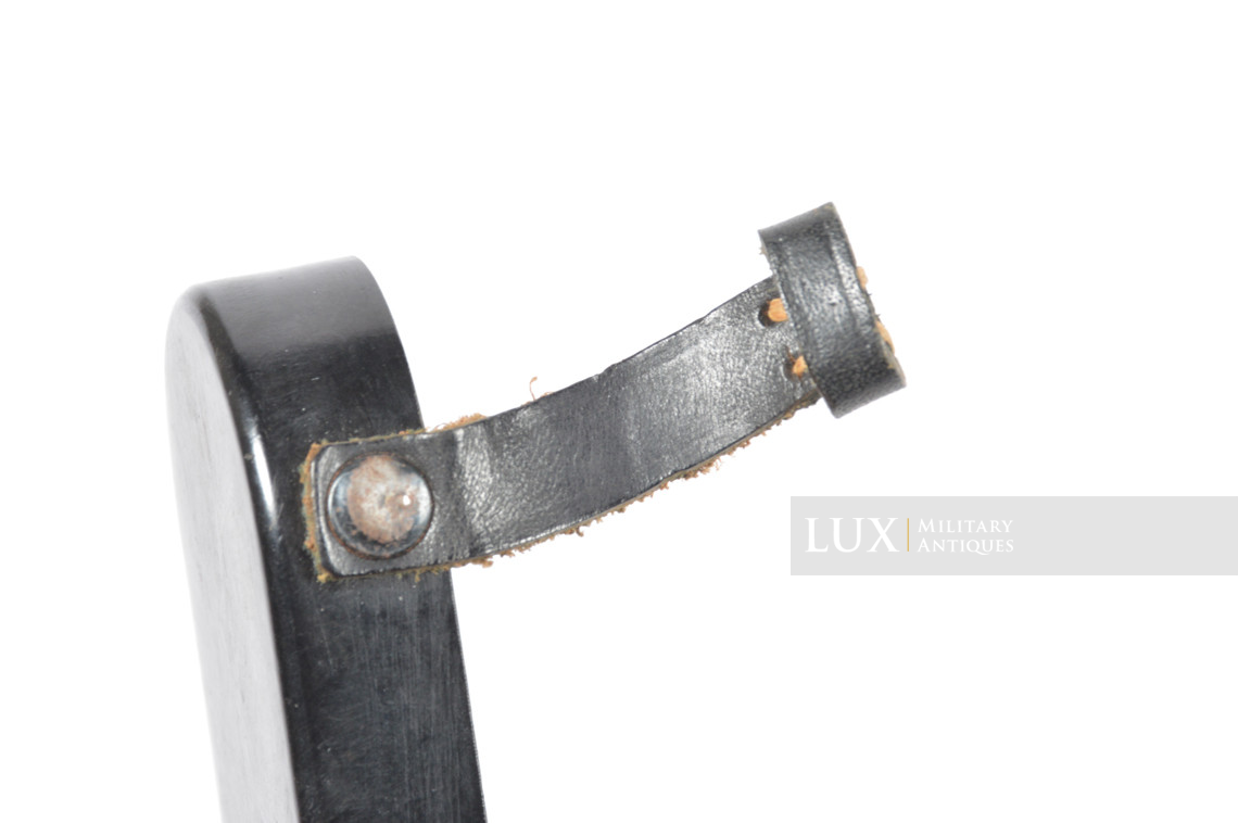 Cache de protection en bakelite des optiques de jumelles allemandes - photo 9