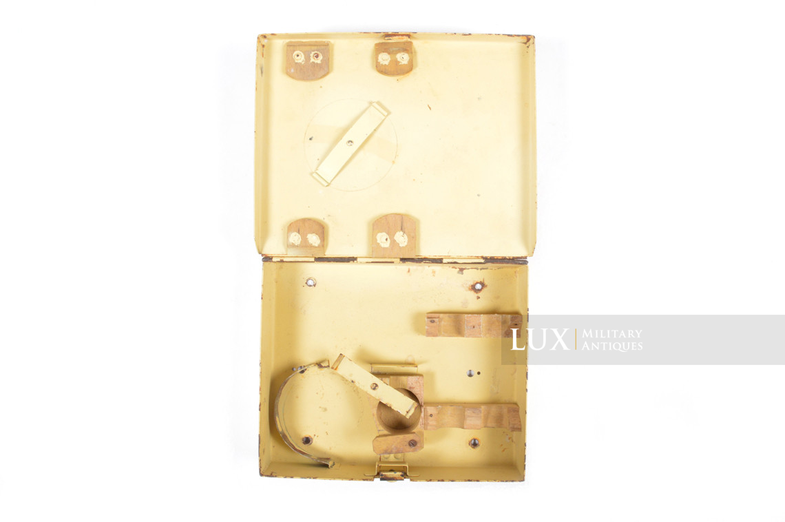 Rare German MG34/42 armored vehicle weapons tool storage box,« MG Werkzeug »   - photo 18