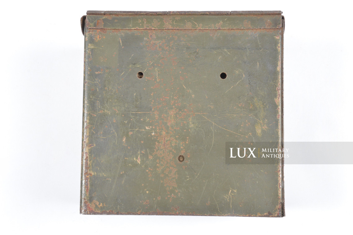 Caisse de véhicule blindé allemand pour écouteurs et laryngophone - photo 11