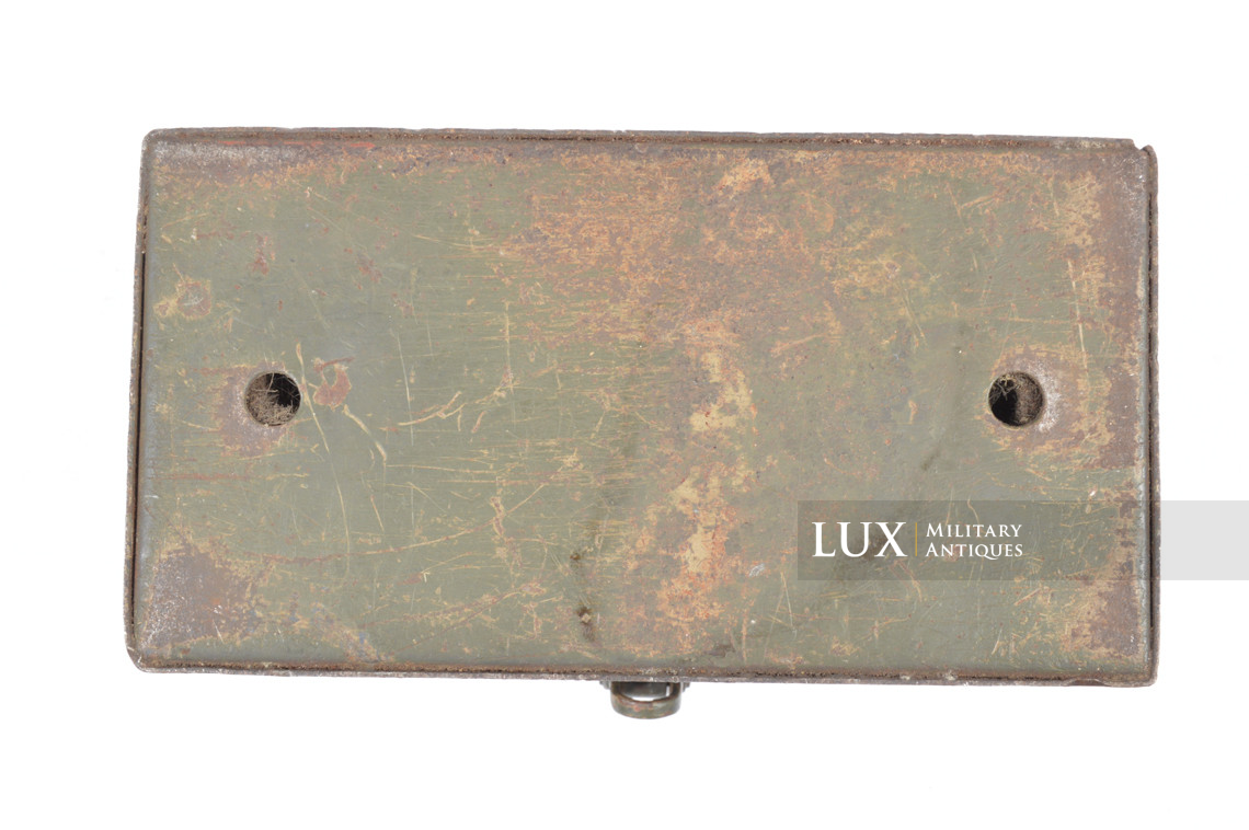Caisse de véhicule blindé allemand pour écouteurs et laryngophone - photo 14