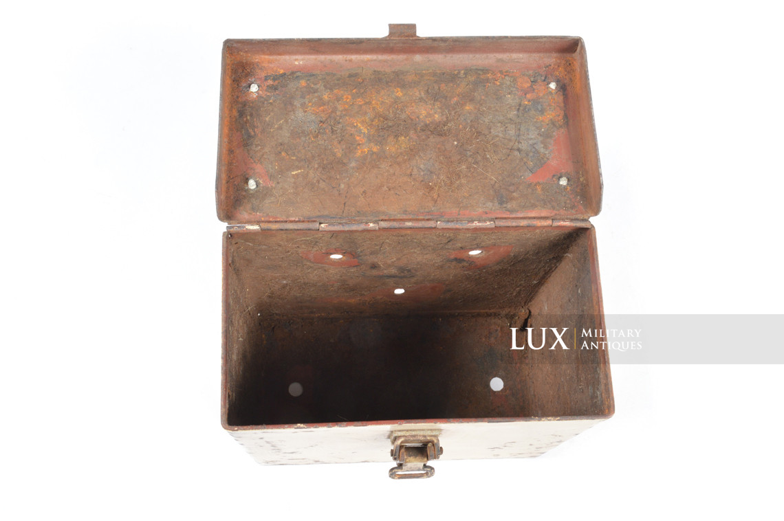 German armored vehicle headphones & microphone storage box    - photo 16