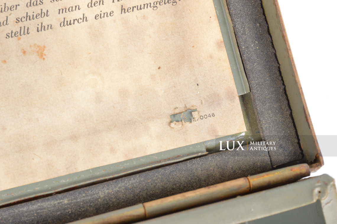 Caisse allemande de premiers soins fin de guerre, « Verbandkasten » - photo 19