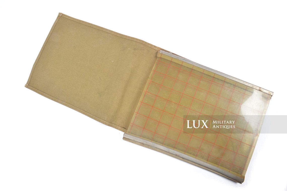 Porte cartes US M-1938, « DES MOINES GLOVE AND MFG. CO. 1942 » - photo 16